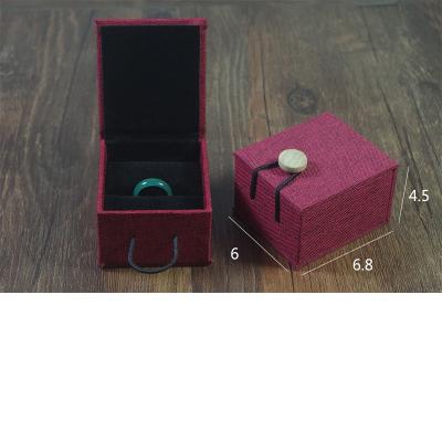 China Handcrafted Wholesale Custom Linen Ring Box Custom Linen Engagement Ring Box Colorful Velvet Flocked Wedding Ring Box With Wooden Button for sale