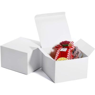 China Recyclable Custom Magnetic Closure Gift Box Matte Folding Rigid Paper Packaging White Cardboard Box For Dress Packaging for sale