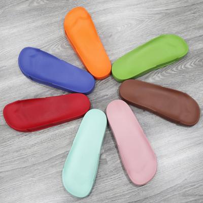 Cina sole manufacturers Multicolor kids and adult sizes PVC slippers soles for make sandals, accept OEM rubber pu soles low moq in vendita