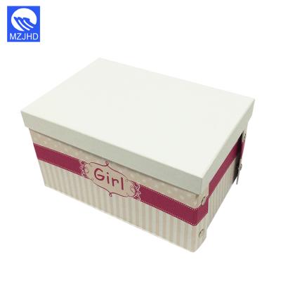 China Handmade Custom Printed White Foldable Paper Cardboard Packaging Box Collapsible Gift Box for sale