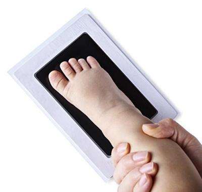 China Perfect NO Ink Baby Footprint--memory factory price or clean pad family gift messy and handprint clean ink pad and inkless footprint handprint kit for new baby for sale