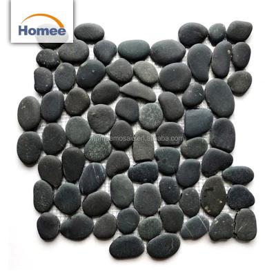 China Outdoor Floor And Wall Decorative Mosaic Pool Tile 12MM Outdoor Irregular Stone Mosaic Pool Tile Black Stone Pebble for sale