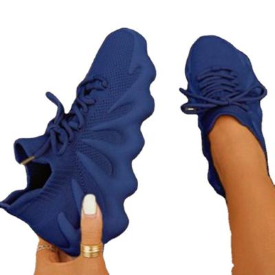 China 2022 Fashion Summer Men's New Spring Trend Yeezy Running Sneakers Shock Absorption Tennis Shoes Unisex Breathable Jogging Running Shoes for sale