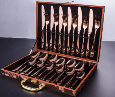 China Sustainable Rose Gold Flatware, 24 Pcs Rose Gold Flatware Set, Dishwasher Safe Stainless Steel Rose Gold Flatware for sale