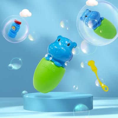 China Cute Bear Innovation New Outdoor Authentic Game Product And Rise Factory Safe And Non-Toxic Formula Children Magic Bubble Wand for sale