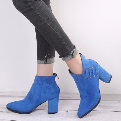 China Breathable New Women's Winter Boots Women's Short Martin Boots Mid-Tube Frosted Thick Heel Custom Women's Shoes 40-43 for sale