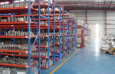 China Industrial Heavy Duty Shelf Steel Storage Customized Warehouse Rack for sale