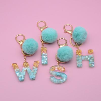 China Gold Foil English Pom Pom Keyring Holder Acrylic Uppercase Green Key Chain 26 Welwish Luxury Custom New Popular for sale