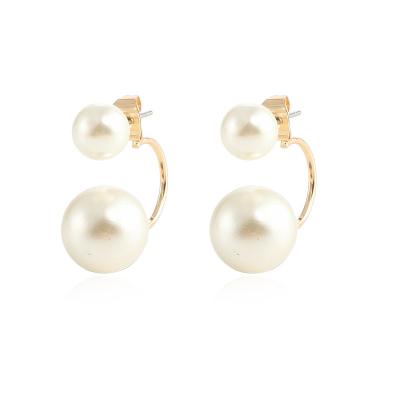 China Cute Hot Sale Women Simple Cheap Pearl Stud Dangle Earrings for sale