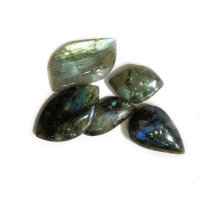 China China Wholesale Natural Labradorite Polished Semi Precious Tumbled Gemstone Bulk for sale