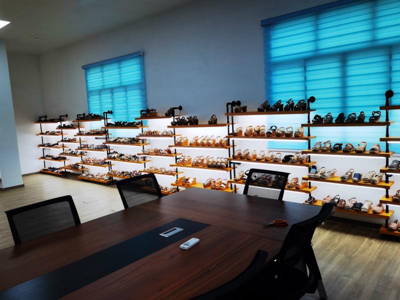 Verified China supplier - Jieyang Rongcheng District Like Shoes Factory