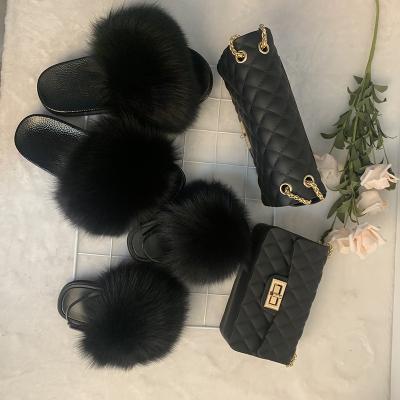 China Breathable Slippers Bags Sets Fur Outdoor Slippers Parent-child Fashion Shoes And Handbag Set Female for sale