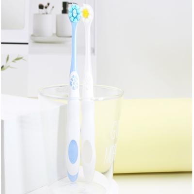 China For Adult In The Hotel Office Stock Travel Products Reusable Natural Eco-friendly Home Oral Products Interdental Oral Toothbrush for sale