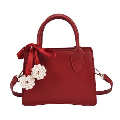 China Fashion small women's bag 2022 new model usually can use a small single shoulder bag to carry a large red bride wedding bag for sale