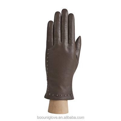 China Fancy Custom Women's Durable Touch Screen Sheepskin Silk Lining Leather Autumn and Winter Driving Gloves& Mittens for sale