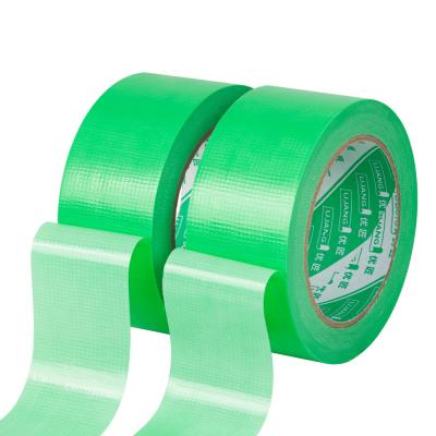 China Cinta de reparación de máscaras fácil de rasgar sin residuos de pegamento impermeable y resistente a la tracción cinta de higiene basada en tela verde en venta