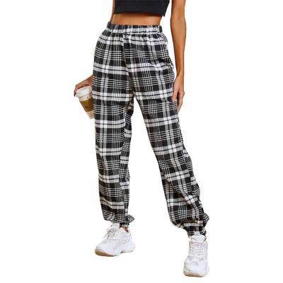 China Anti-wrinkle Luoqi Autumn New Black And White Plaid Printed Pockets Streetwear Pants For Woman for sale