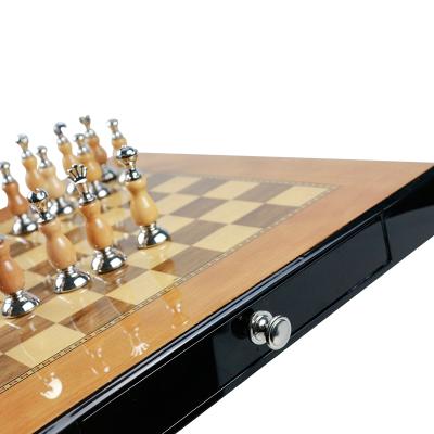 China Luxurious Large Size Wooden Chess Box Wooden Chess Set Set With High Quality for sale