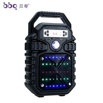 China 2019 new product louder mobile phone wireless bluetooth speaker with kareoke function for sale