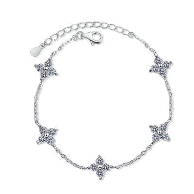 China Nickel-Free Lead-Free Flower Design Moissanite Diamond Clover Jewelry 925 Sterling Silver Bracelet For Gift for sale