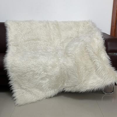 China Waterproof Plush Faux Fur Pet Blanket Waterproof Dog Mat for sale