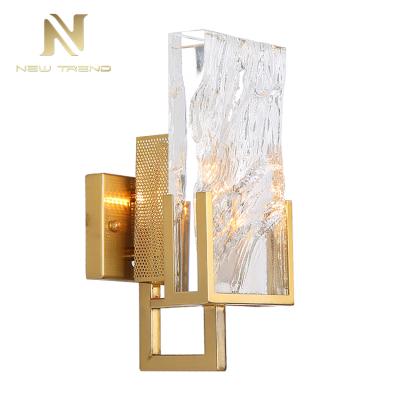 China Modern Led Glass Shade Modern Iron Frame Home Decoration New Product Led Wall Lamp for sale