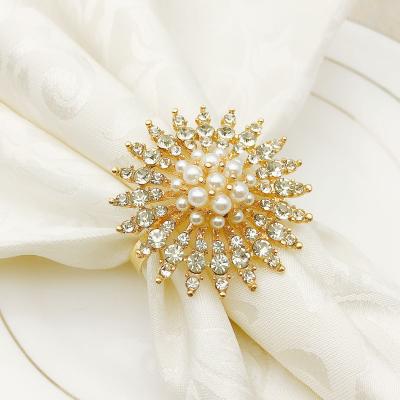 China Napkin Ring Wholesale Rhinestone Pearl Ring Fashion Metal Napkin Ready To Ship for sale