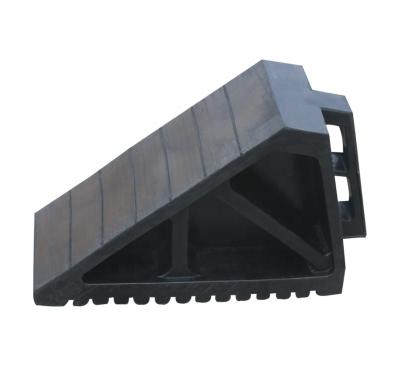 China Durable Parking Equipment Durable Block Black Wheel Chock for sale