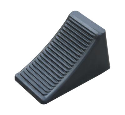 China Durable Rubber Wheel Chock Block Wheel Chock For Truck for sale