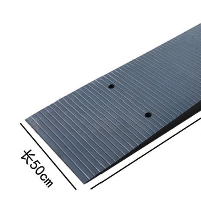 China HRF06 Rubber Edge Heavy Duty Solid Rubber Ramp for sale