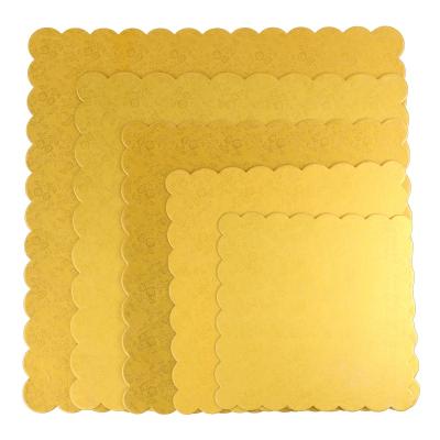 China Blue Waterproof Corrugated 3mm Single Wall Circle Cake Board Cake Board for sale