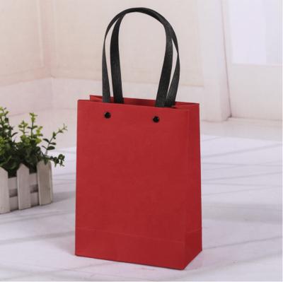 China Recycled Materials Factory Wholesale OEM Custom Printed Recycled Kraft Paper Shopping Bag With Your Own Logo711462 for sale