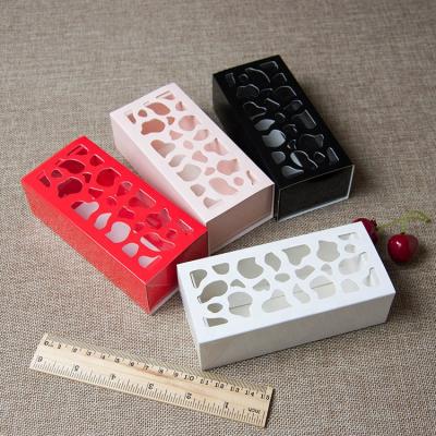 China Recycled Materials Wholesale Luxury Custom Eco Friendly Cardboard Sock Packaging Boxes Draw Box Packaging Box for sale