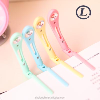 China MOQ: 10 pcs Mini Smart Carriable Book Light Clip Light Reading Led Book Light for sale