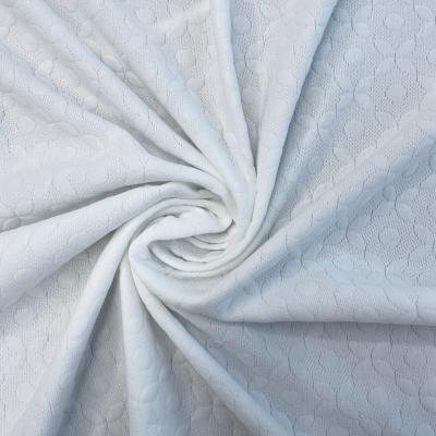 China Breathable Quilted Home Textile High Level Mattress Fabrics Popular 100% Polyester Jacquard Knitted Mattress Fabrics for sale