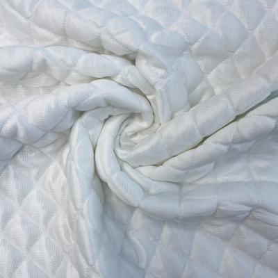 China Breathable Factory Directly Knitted Jacquard Mattress Fabric With Cooling Fiber for sale