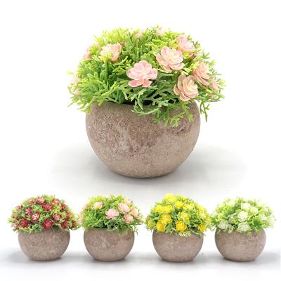 China Fake Plastic Potted Decor Mini Artificial Plastic Fake Plants Desktop Plants For Office Decoration for sale