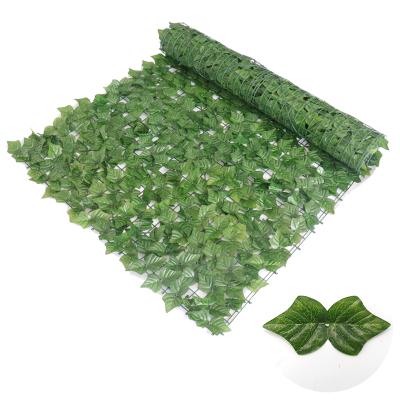 China Hot Selling Modern Factory Ivy Decoration Privacy Plastic Fence Screen Artificial Hanging Fence Window for sale