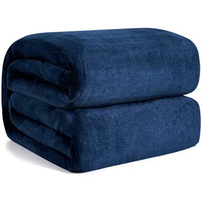 China Anti-Static Ready To Ship Winter Warm Soft Warm Thick Throw Solid Color Fleece Flannel Blanket Custom Made for sale