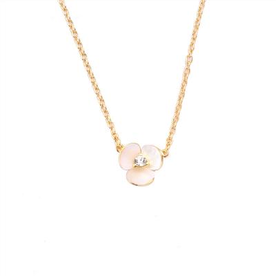 China High quality 2022 new fashion women18K gold three petal flower necklace customizable length and weight necklace for sale