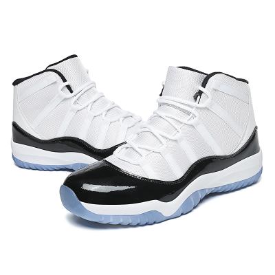 China New AJ 11 Men's Basketball Shoes Black And White Basketball Shoes Breathable Non-Slip Cushioning Breathable 11 Plus Points 45 Outdoor Sports Shoes for sale