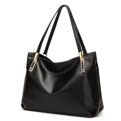 China Soft Leather Shoulder Handbags , Leather Black Handbags With Long Shoulder Straps for sale