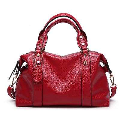 China Red Ladies Real Leather Handbags 38*29*13 Cm Adjustable Shoulder Strap for sale