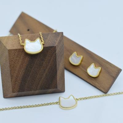 China FASHIONABLE Vermeil Ladies 14K Gold Plated Sterling Silver Mother Of Pearl Shell Bracelet Earring Necklace Set for sale