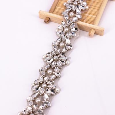 China Flatback New Crystal Beads Rhinestone Trim for Wedding Dresses Wholesale for sale