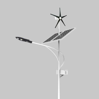 China ROAD GARDEN Modern Design 12v 150w 10m Roll Up Solar Hybrid Street Light for sale