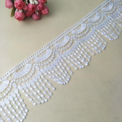 China Sustainable Fan Fringed Textile Luxury White Decorative Lace Net Embroidery Trim for sale