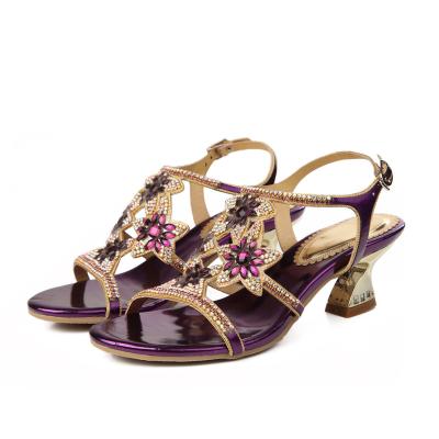 China Lightweight Luxury Rhinestone Women Sandals 2021 Feminine Ladies Footwear Shoes for sale