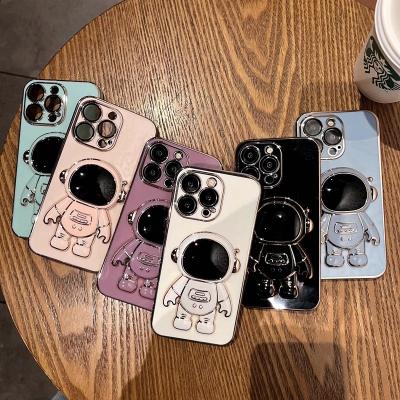 China Luxury Shockproof Astronaut Phone Case For iphone 11 12 13 pro XS Max X XR 7 8 plus Se 2020 22 Mini Shockproof Silicone Kickstand Cover for sale