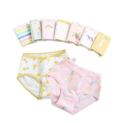 China Hot Selling Cotton Children's Underwear Trunks Girl Children's Cartoon Underwear Breathable Panties for sale